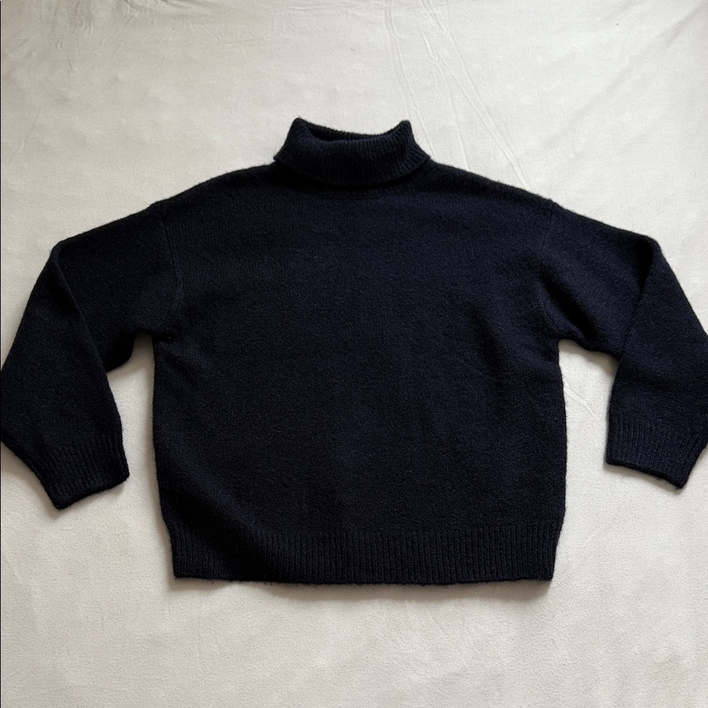 NWOT Zara Kids Navy Turtleneck Sweater Size 4 Years
